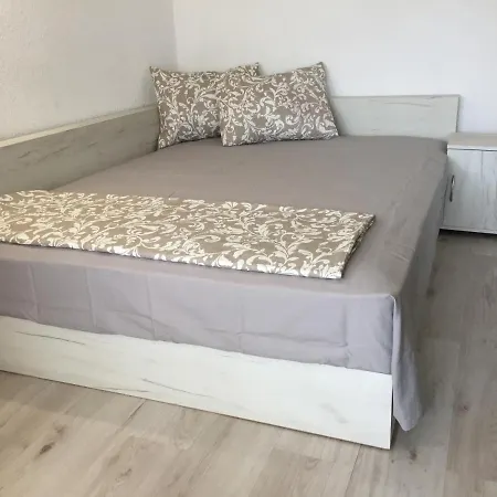 Дом Кангалови Warna